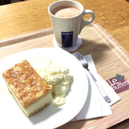 Le Buffet